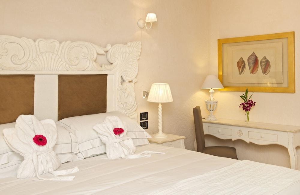 La Villa Del Re - Adults Only - Small Luxury Hotels Of The World كاستياداس المظهر الخارجي الصورة