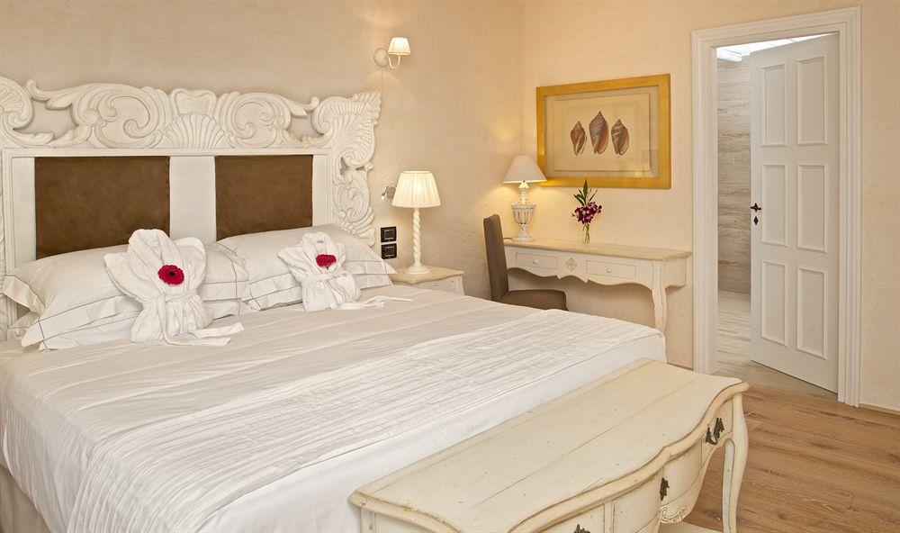 La Villa Del Re - Adults Only - Small Luxury Hotels Of The World كاستياداس المظهر الخارجي الصورة