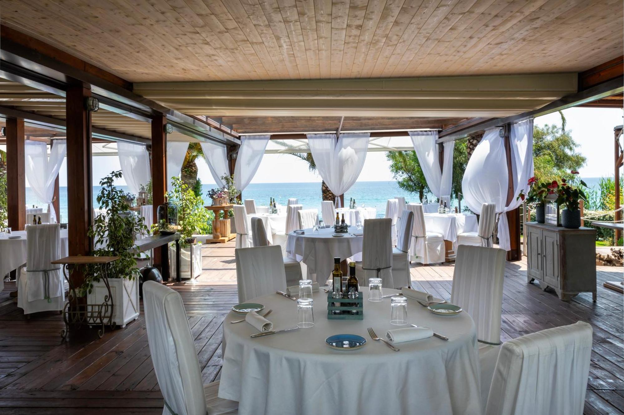 La Villa Del Re - Adults Only - Small Luxury Hotels Of The World كاستياداس المظهر الخارجي الصورة