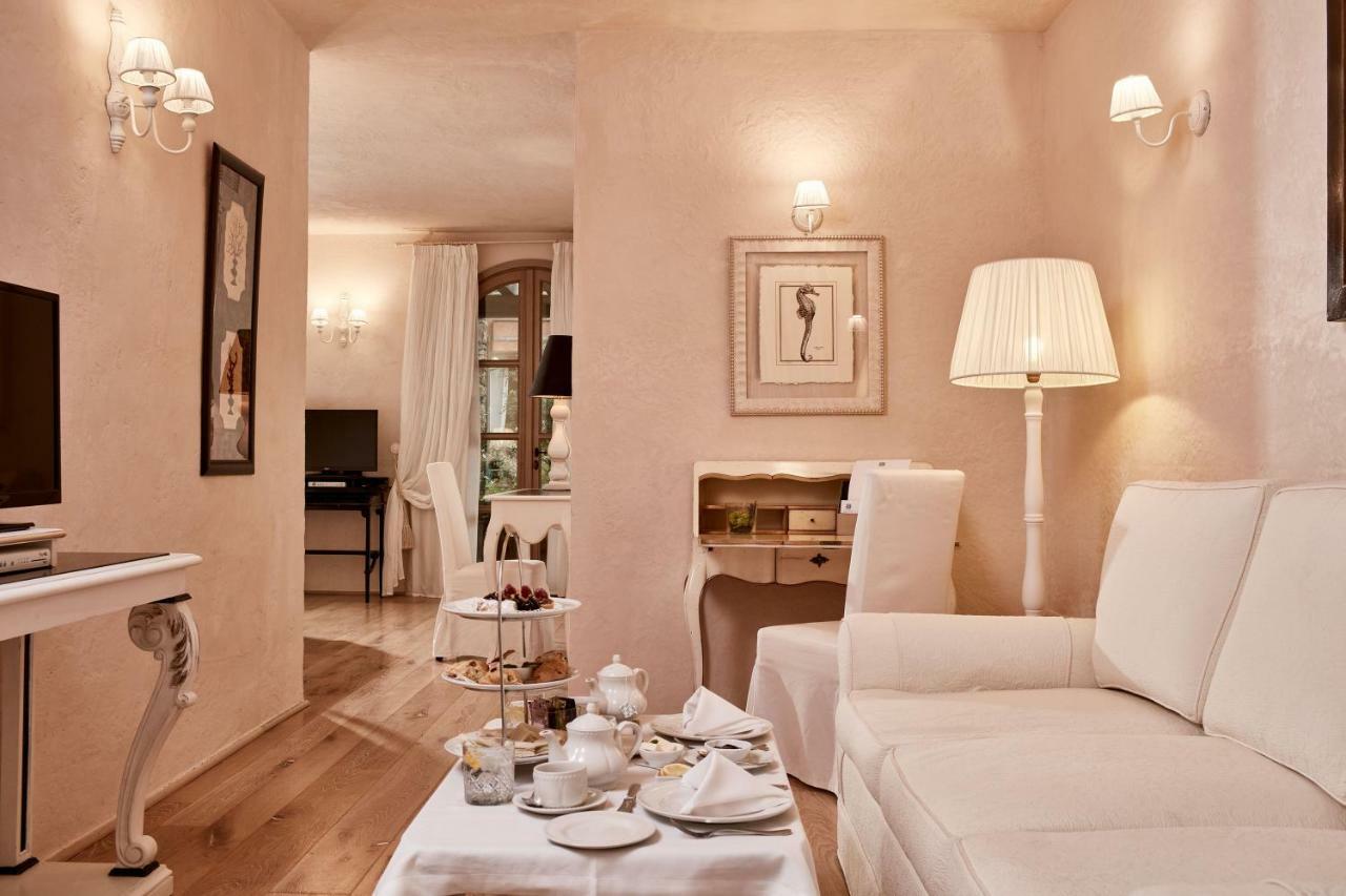 La Villa Del Re - Adults Only - Small Luxury Hotels Of The World كاستياداس المظهر الخارجي الصورة